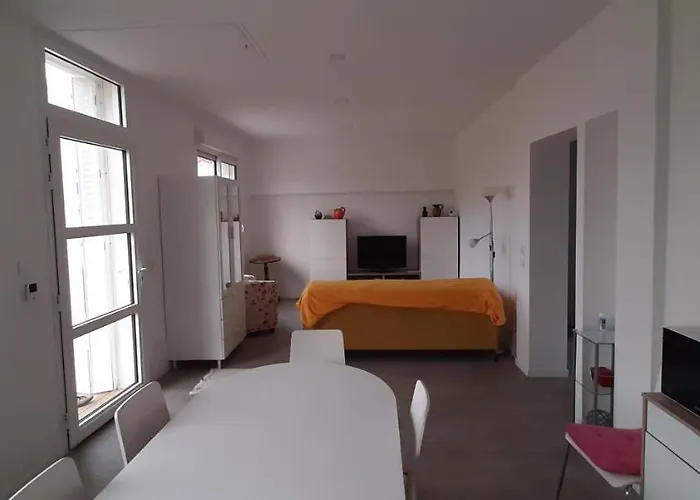 Maison Ville Agreable